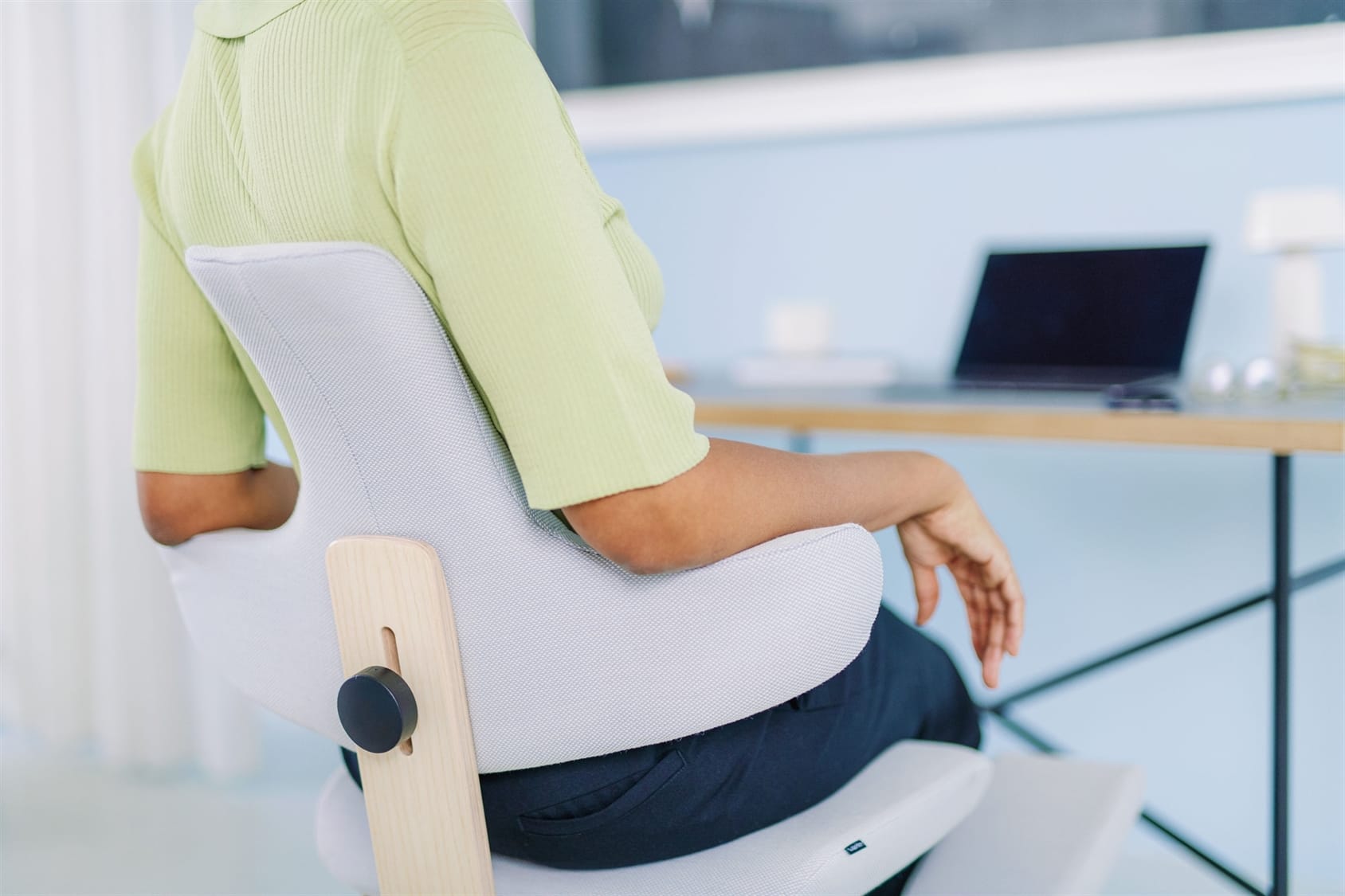 Varier Thatsit Balans Kneeling Chair IN STOCK! Back in Action